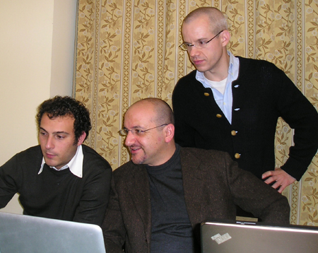 Pierluigi Piscopo (commentatore on line), Yuri Garrett (dt del torneo) e Andrea Griffini (responsabile della trasmissione in rete)