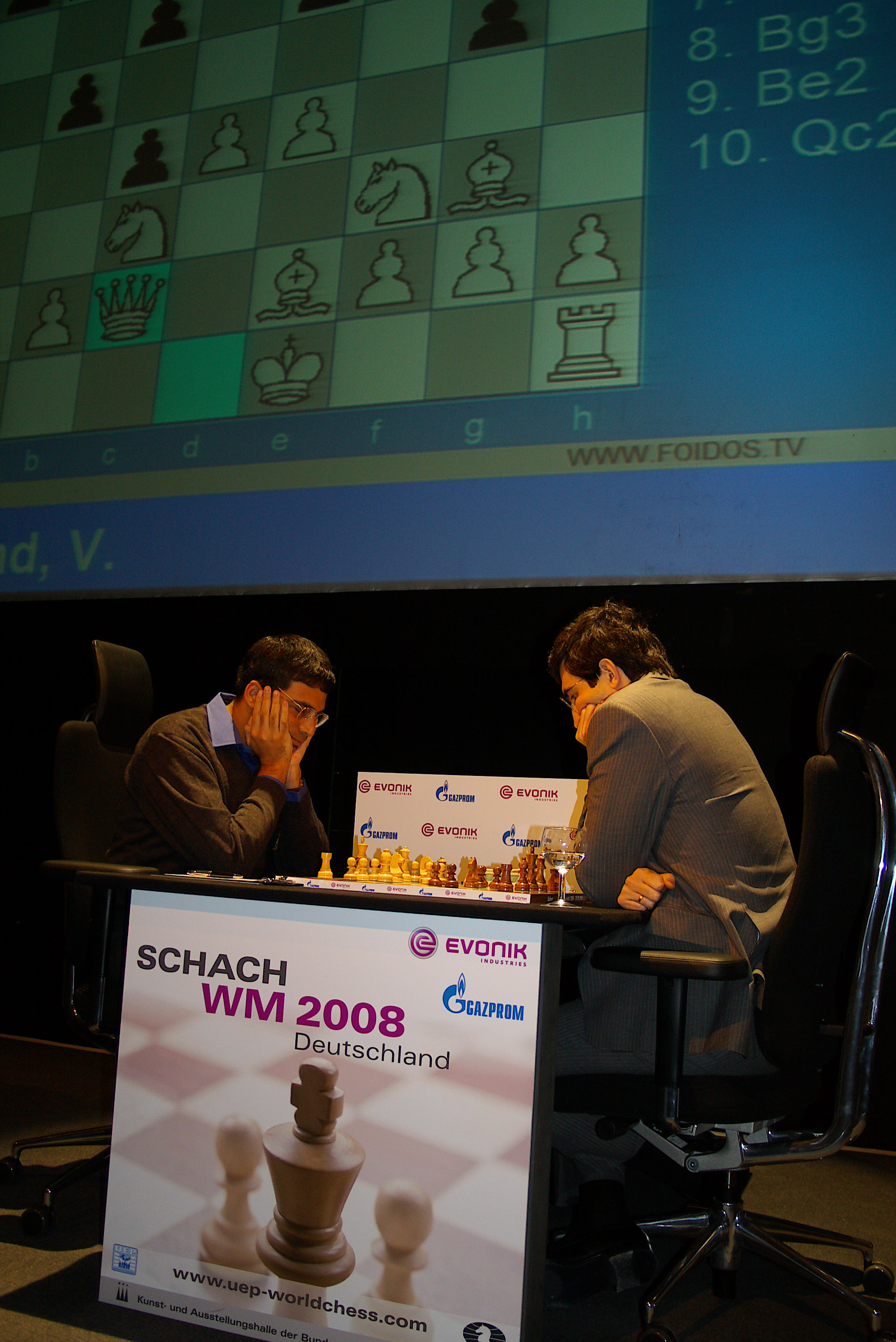 Anand e Kramnik (foto Cathy Rogers)